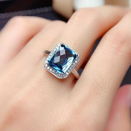 Neuer rechteckiger Meerblauer Topas Edelstein und Diamant Offener Ring für Damen
