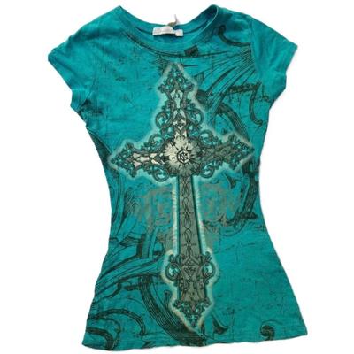 Üst Kıyafetler – T-shirtler