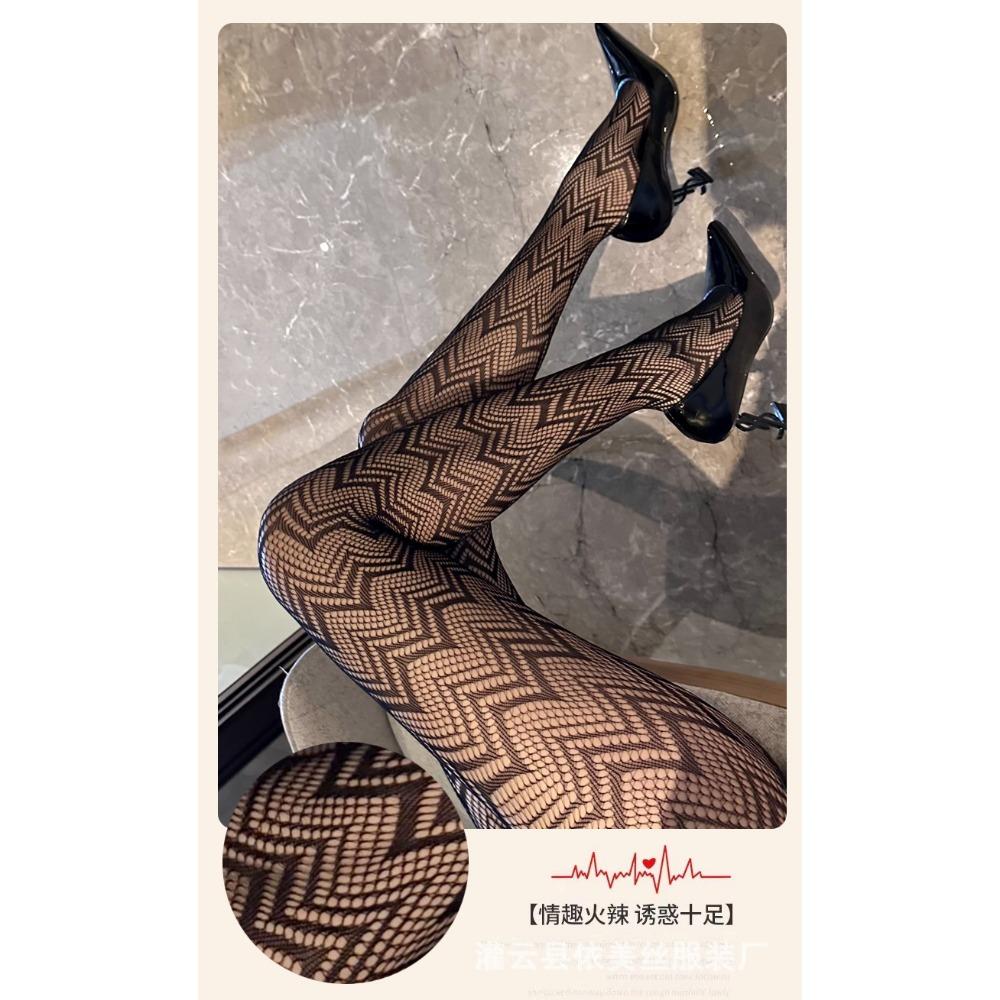 Man Want Sexy Lace Jacquard Sex Stockings Women's Thin Anti-hook Solid Color Pantyhose Transparent Fishnet Socks 4005
