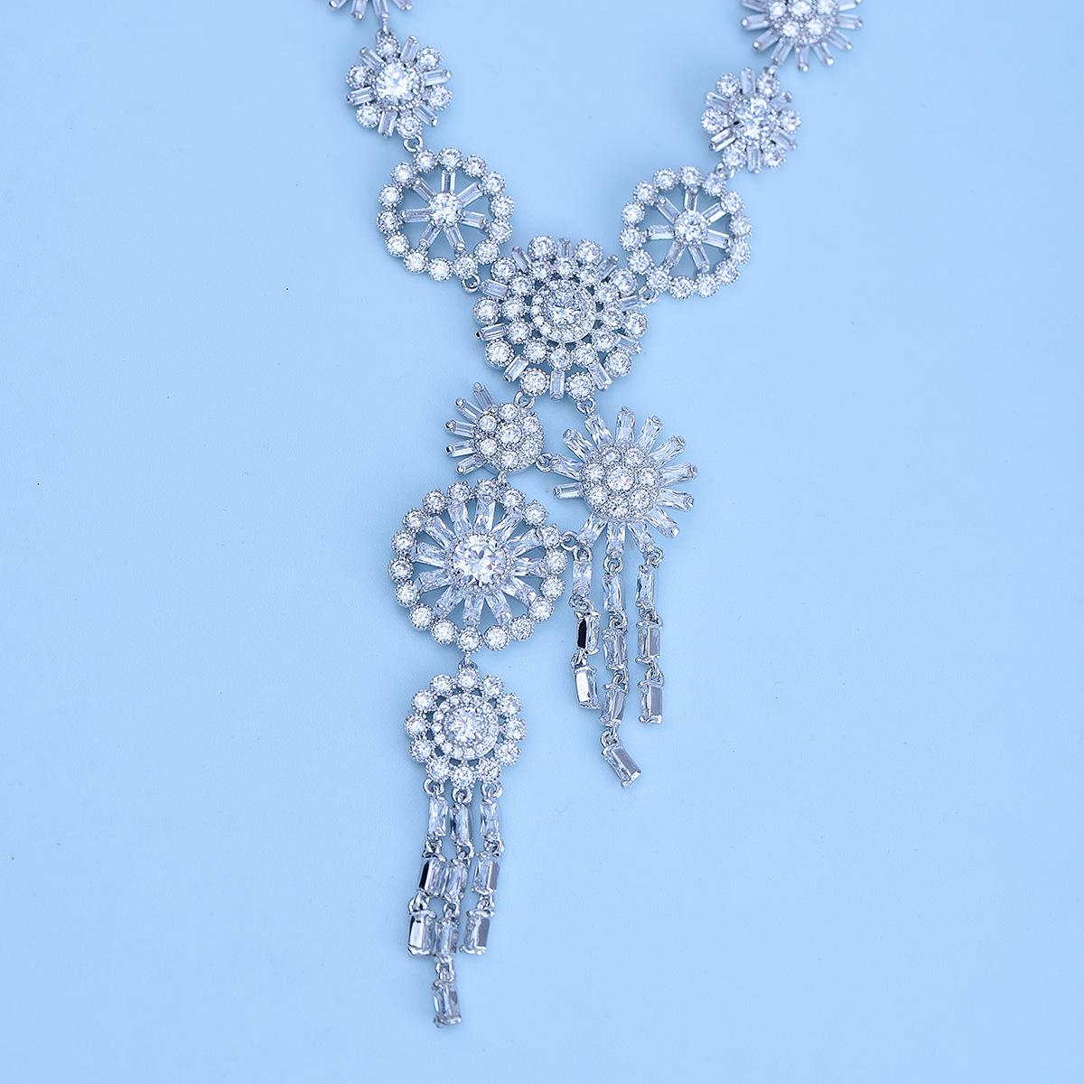 

Европейско-американский женский латунный чокер с цирконом - Модная вечерняя вечеринка, свадебные украшения J5179 белый