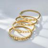 Bracciale con Fibbia a Ferro di Cavallo Placcato Oro 18K per Donna, Acciaio Inossidabile 316L, Resistente al Colore, Design Semplice ed Elegante.
