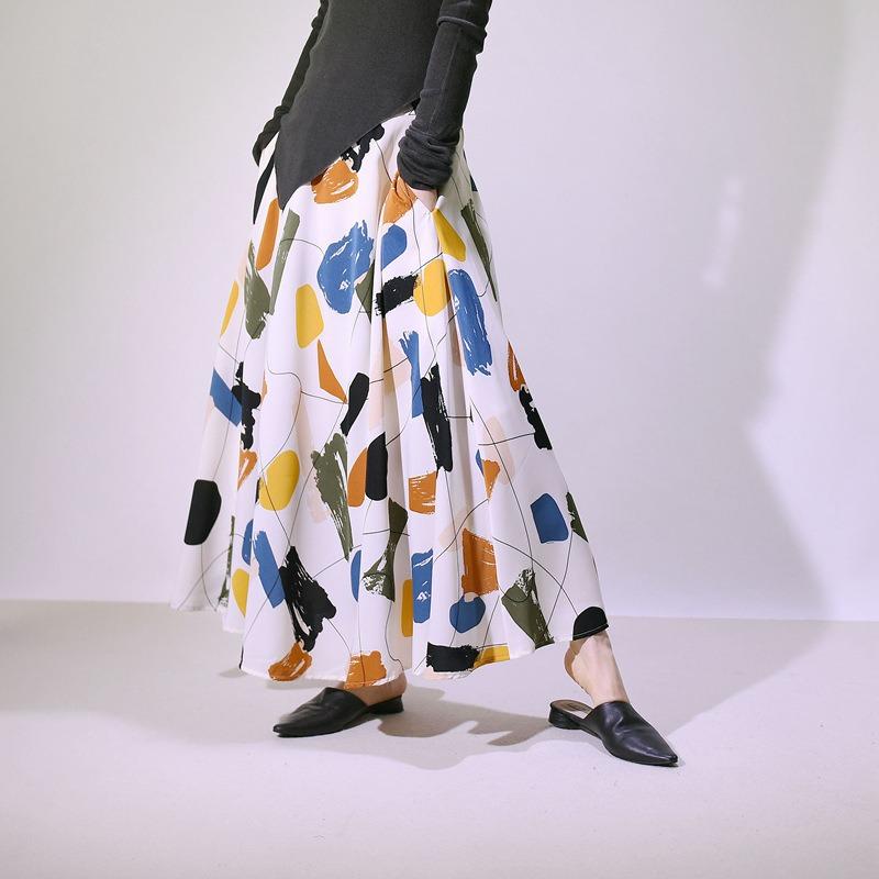 

Fun Graffiti Summer New Skirt Women s Loose Crotch Skirt L