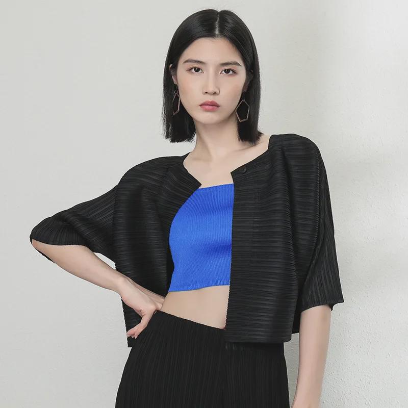 Dámský ležérní skládaný kardigan Miyake 2024