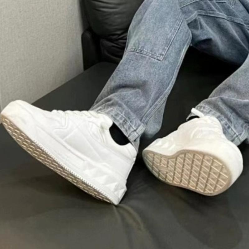 Fashion Women Sneakers Solid Color Fashion Designer Casual Shoes Platform Lace Up Vulcanize Shoes Luxury Walking Running Shoes for Women