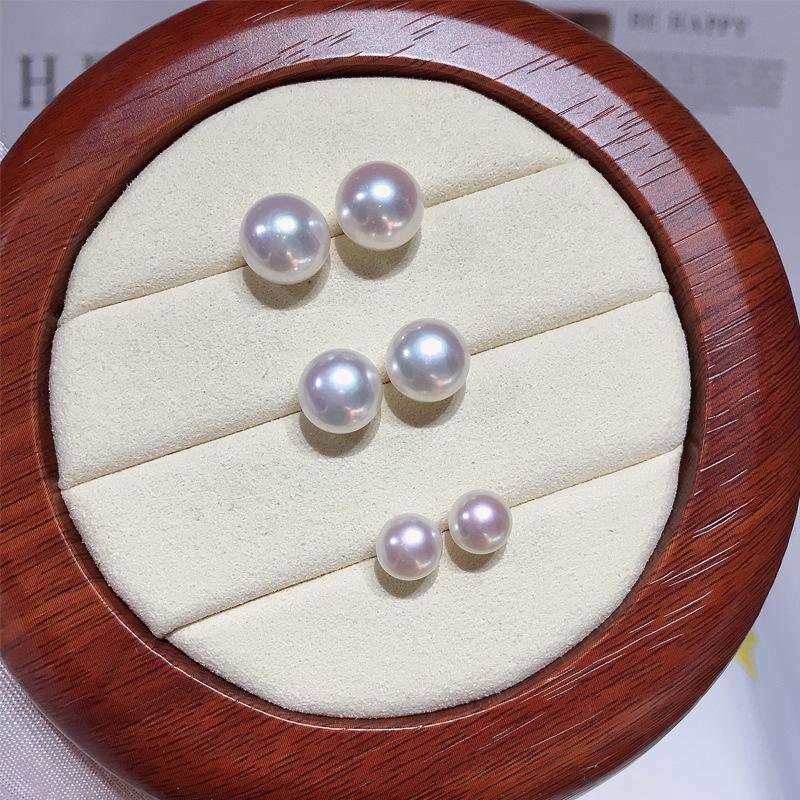 Orecchini a lobo eleganti con piccole perle d'acqua dolce naturali bianche ad alta luminosità per donna in argento sterling S925 Ipoallergenici