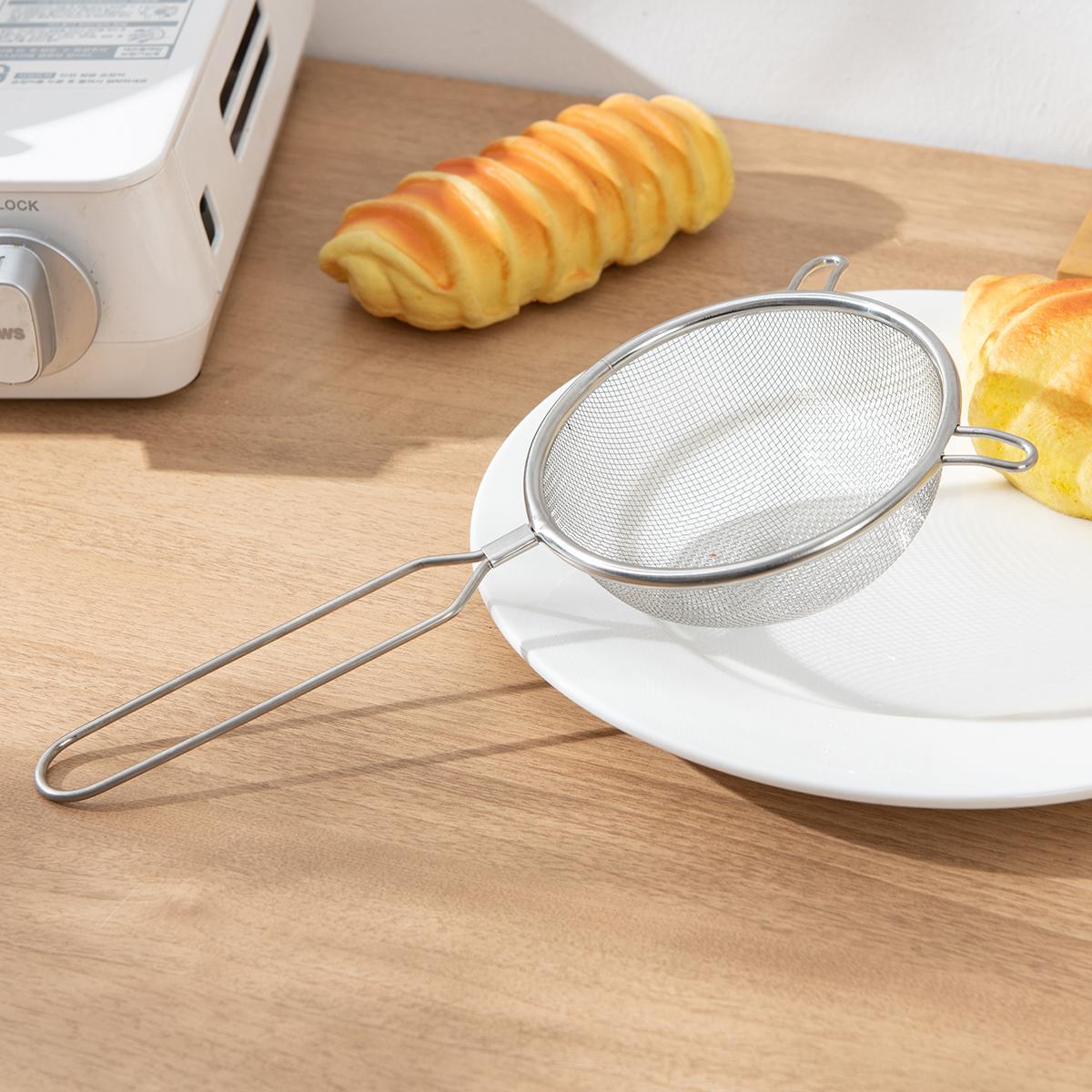 

1pc baking flour filter screen soybean milk filter screen cooking spoon double ear screen French fries fried screen серебряный