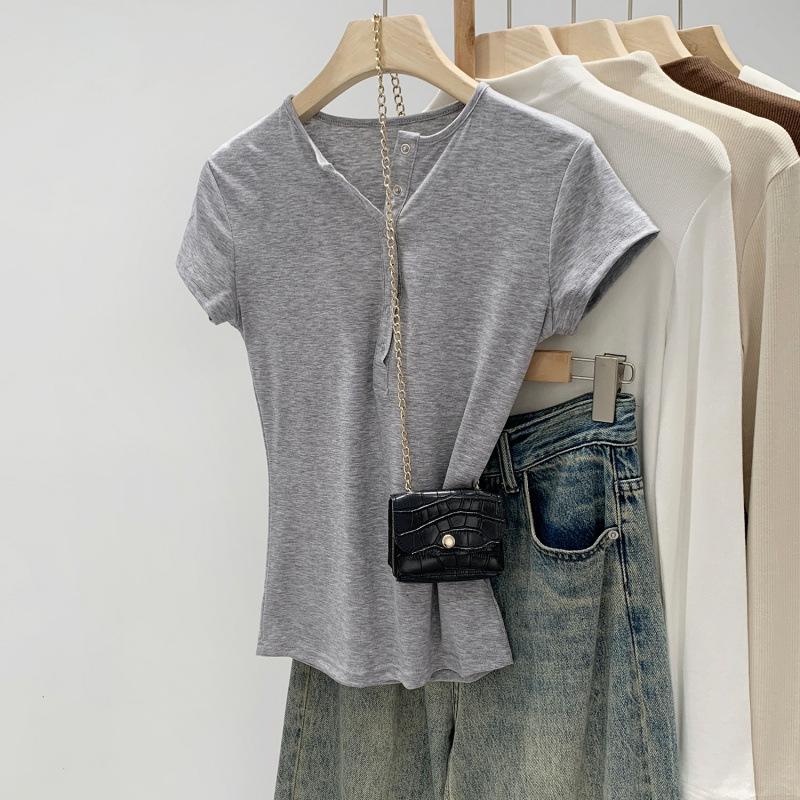 V-Neck Slim Fit Knit Top - Women s 2026 Summer Collection Large серый