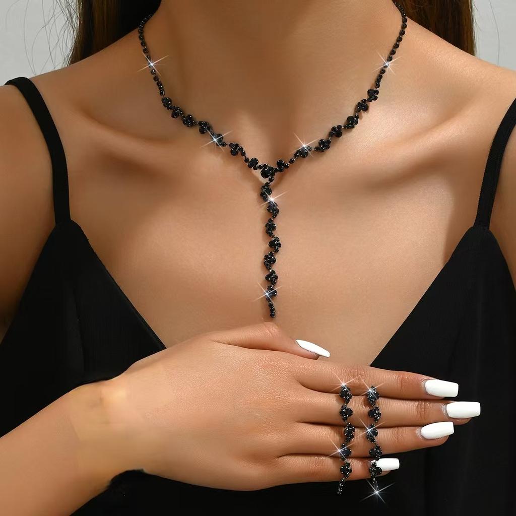Fashionable Versatile Bridal Accessories - Necklace, Earrings, Bracelet, Jewelry Set, Formal Dress Chain Set