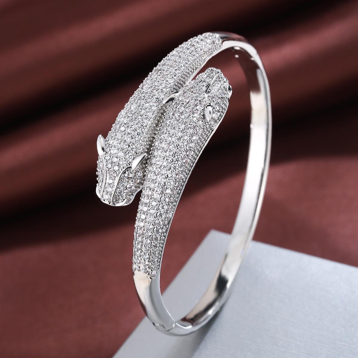 High Stone Leopard High Design Open