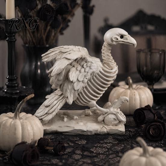 Vintage Halloween Skeleton Decor Vulture Statue, Realistic Bird Bone Figurine for Distressed Texture Home Decor, Spooky Tabletop Ornament Living Room