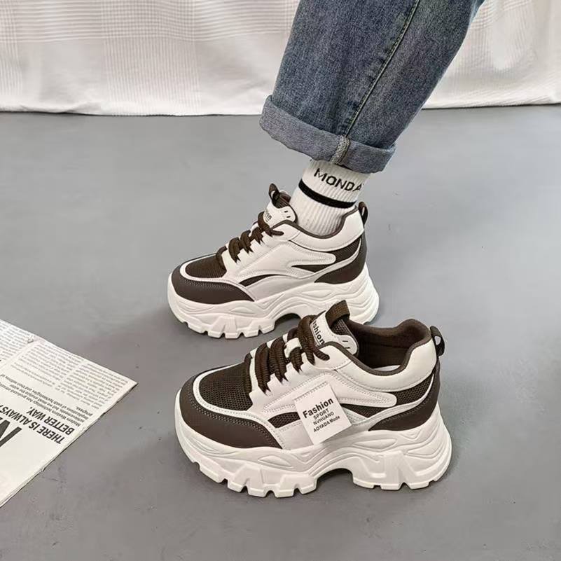 Summer hollow breathable thick-soled sandals women's small height increase versatile casual breathable dad shoes retro casual shoes