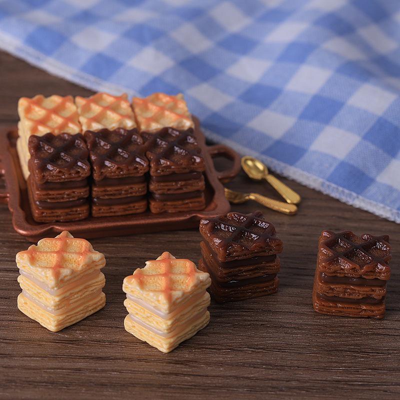 DIY Miniature Food Toys: Resin Waffle Sandwich Bread Keychain Pendant