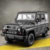 Velká velikost 1:18 UAZ Hunter Dongfeng Mengshi Model auta Hračka Slitina Tlakově litý Otevírací dveře Modely vojenských vozidel pro děti Dárky