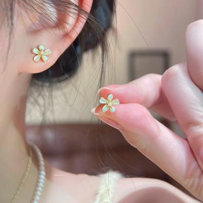 Oil Drop Resin Flower Pearl Stud Earrings Simple, Small and Fashionable Earrings Commuter Versatile Earrings Women's High Sense