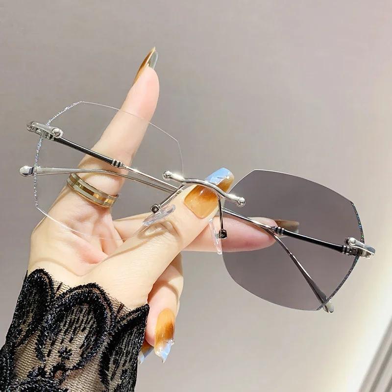 Frameless Photochromic Myopia Glasses Anti-blue Light Ultra-bright Glossy Edge Frame Trendy Glasses for Near-sightedness Eyewear