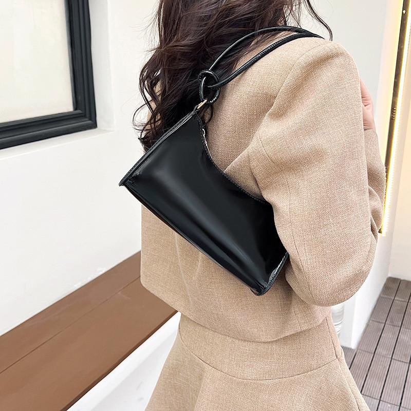 Stylish Small Pu Handheld Women's Bag Ideal For Daily Commuting In Black Pink And Brown