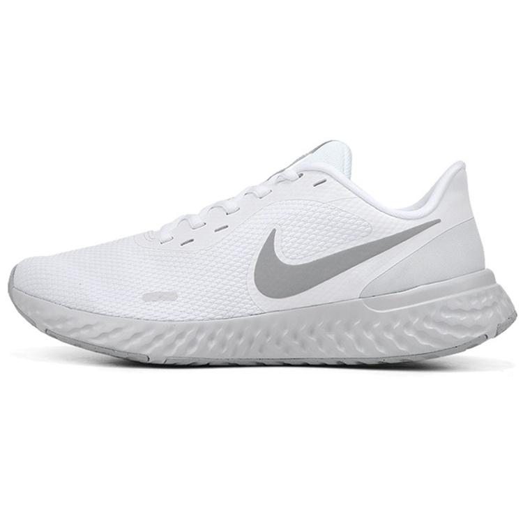 Nike Revolution 5 Grey/White Men s BQ3204-100 EU 40.5