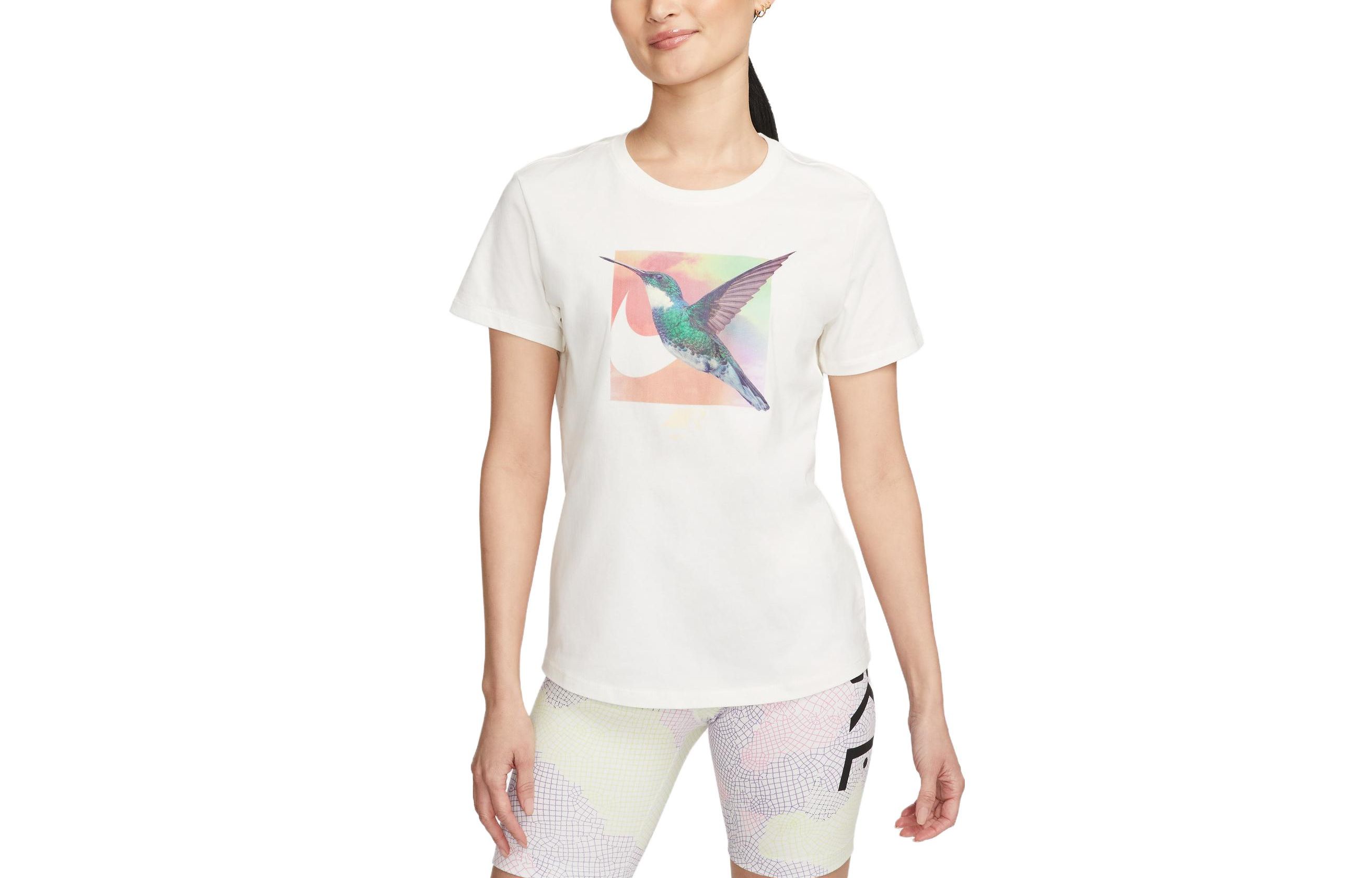 Nike T Shirt Women s Sail White FB8096-133 S