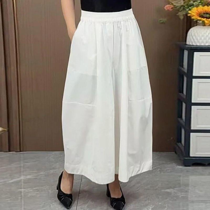 

Wide-Leg Cropped Pants: Trendy, Loose, Flaw-Hiding, Versatile, and Fashionable. M 45-60 kg