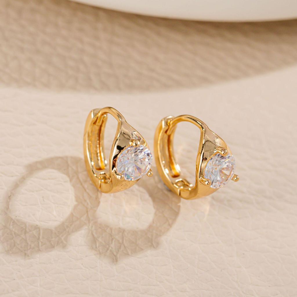 Korean Retro Diamond-Inlaid Stud Earrings - Exquisite Internet Celebrity Style