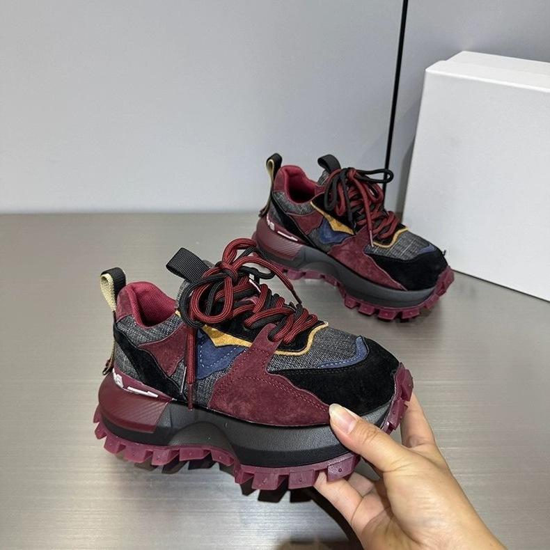 Thick-soled inner height increase Xiaobai 22 spring and autumn new dad shoes leather surface casual sports shoes