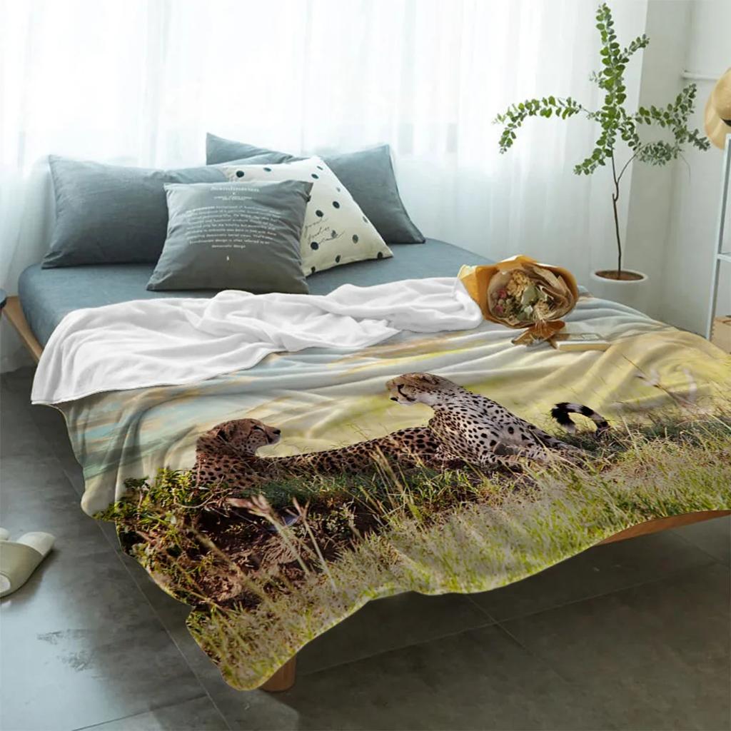 Wild Animal Cheetah Flannel Fleece Bed Blanket Bedspread Bed Cover Soft Lightweight Warm Cozy Throw Blanket Twin Queen King Size