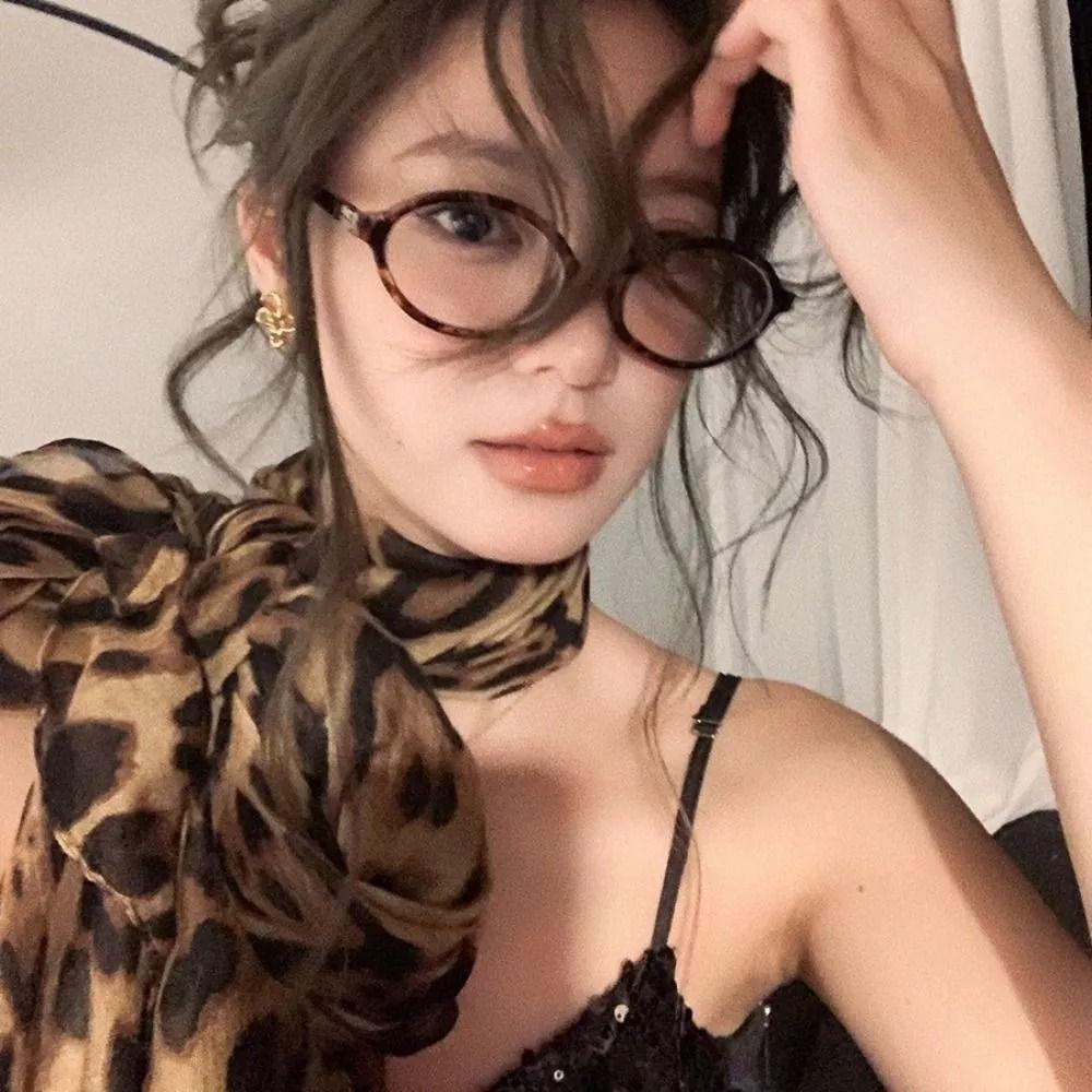 

Voile Women Wrap Shawls Soft Fashion Bandana New Leopard Print Scarf 02