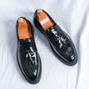 British Style Thick Soled Loafers for Men's Luxurious Dress Shoes Versatile for Banquets Weddings Offices Men's Business Shoes