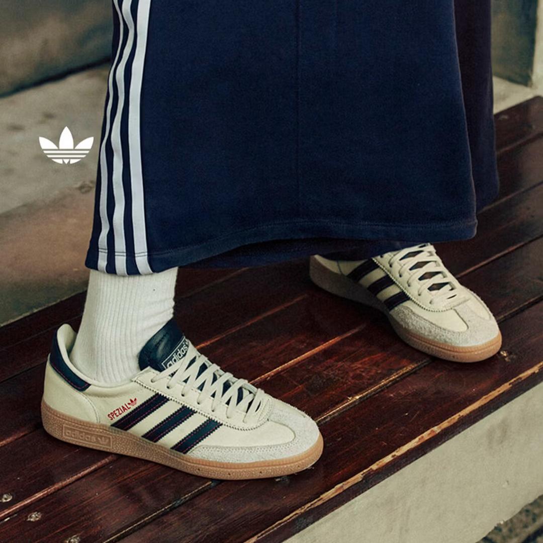 Adidas  Обувь Т-образной формы  Специальные тренировочные обувь для гандбола Adidas Trifolia JH6398 35.5 белый