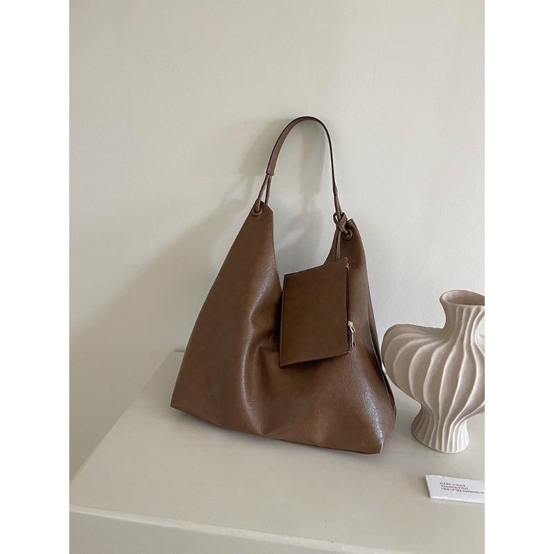 New Autumn and Winter Ins Casual Versatile Commuting Large Capacity Soft Pitot Bag Student Class Shoulder Bag Women