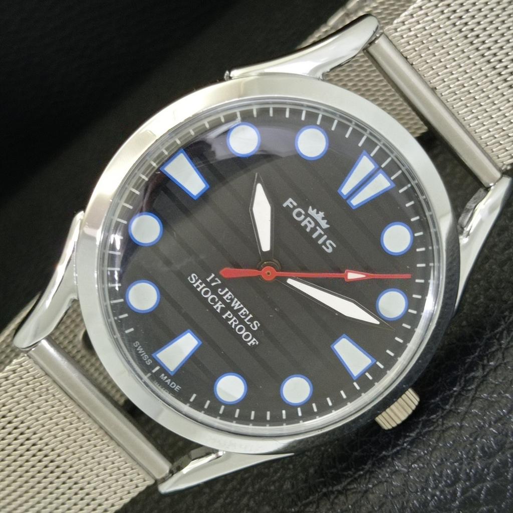 VINTAGE HAND-WINDING SWISS MENS REFURBISHED BLACK COLOR DIAL WATCH A701047-5 R205a-a701047
