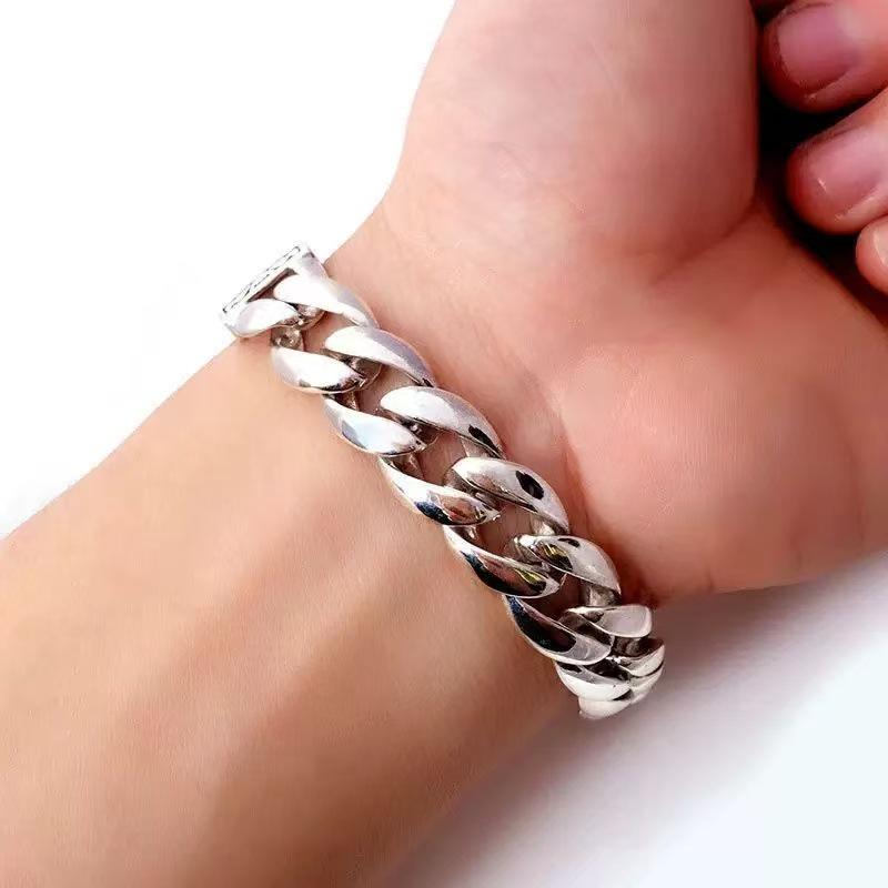 Men's Domineering Retro Thai Silver Bracelet with Polished Pattern Clasp