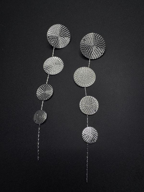 Silver needle retro gold disc fringed earrings niche high sense light luxury temperament earrings fashion versatile earrings women