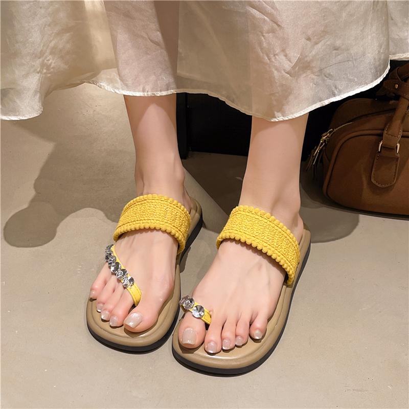 Fashion Crystal Flats Women Flip Flops 2025 Summer New Slippers Fashion Luxury Woman Shoes New Casual Sandals Beach Sandalias De Mujer
