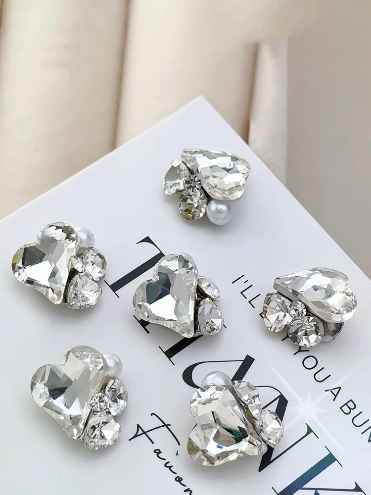 

5pcs Heart-shaped and Irregular Stackable Rhinestone Nail Art DIY Decoration