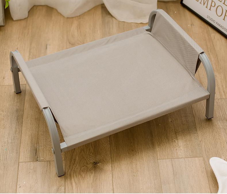 Draagbaar Verhoogd Hondenkussen met Metalen Frame Zomerse Huisdier Ligstoel Wasbaar Groot Bed voor Katten en Honden
