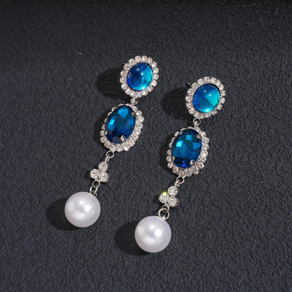 Diamond Imitation Pearl Geometric Oval Pendant Necklace Court Style Exquisite Necklace