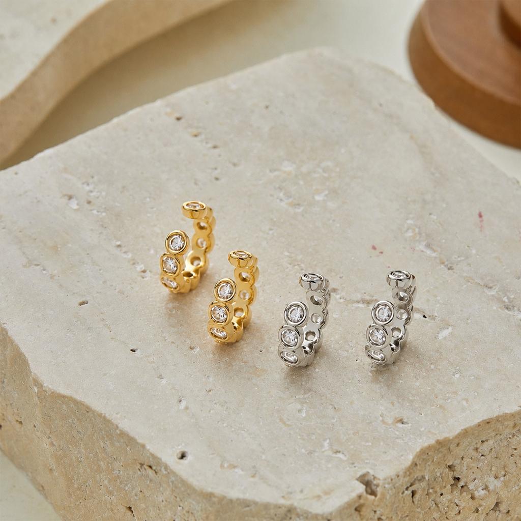 Stainless Steel Hollow Circle with Diamond C-shaped Ear Buckle Women's Gold and Silver Two-color Simple Geometric Niche Light Luxury Earrings