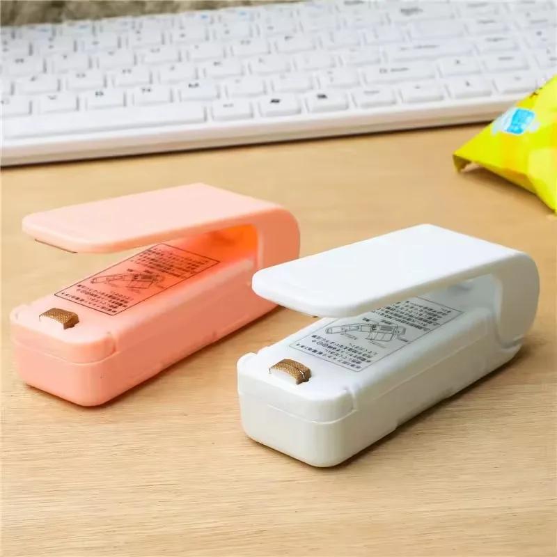 Mini Heat Bag Sealing Machine Household Manual Heat Sealer Kitchen Accessor Portable Thermal Plastic Packing Machine Bag Closure