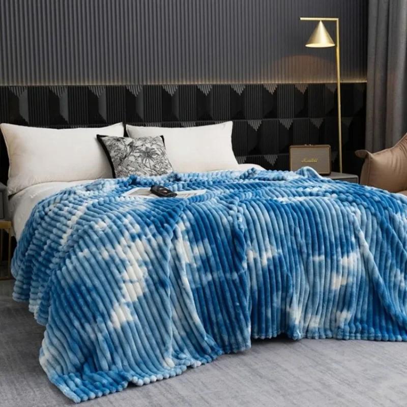 Soft Plush Fleece Throw Blanket Ultra Warm Cozy Blanket for All Seasons Comfortable Air Conditioning Nap Lunch Break Home Decor