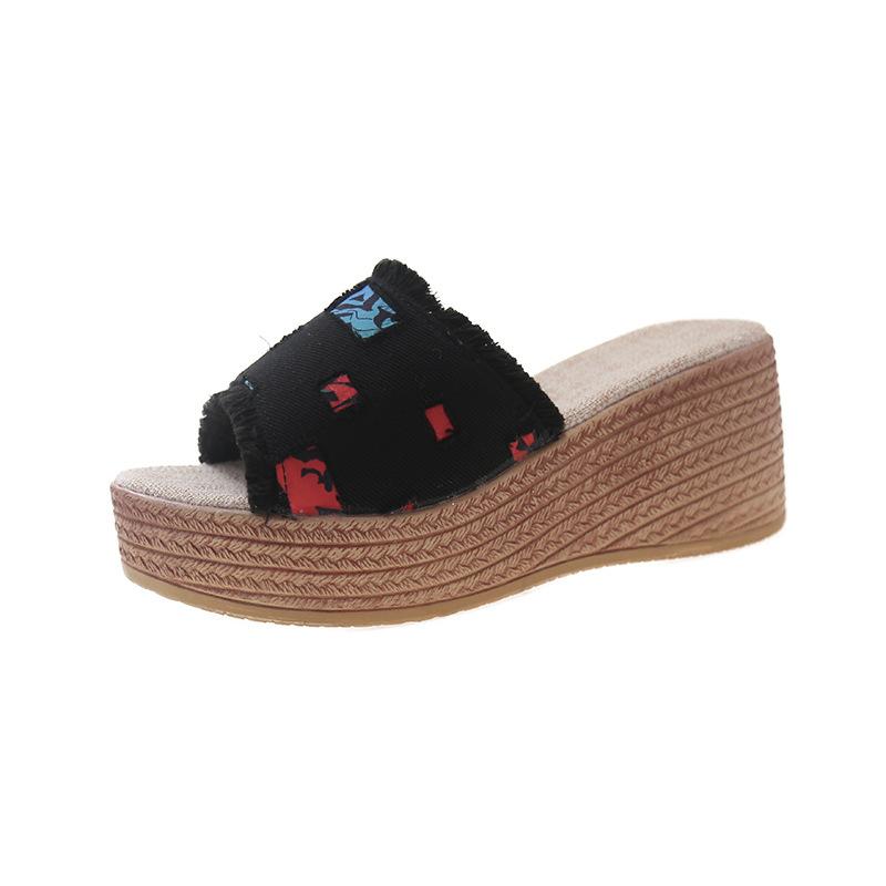 

Внешнеторговые большие размеры 35-43 повседневный деним с крутыми шлепанцами женская обувь 2025 осень новые танкетки 43 чёрный