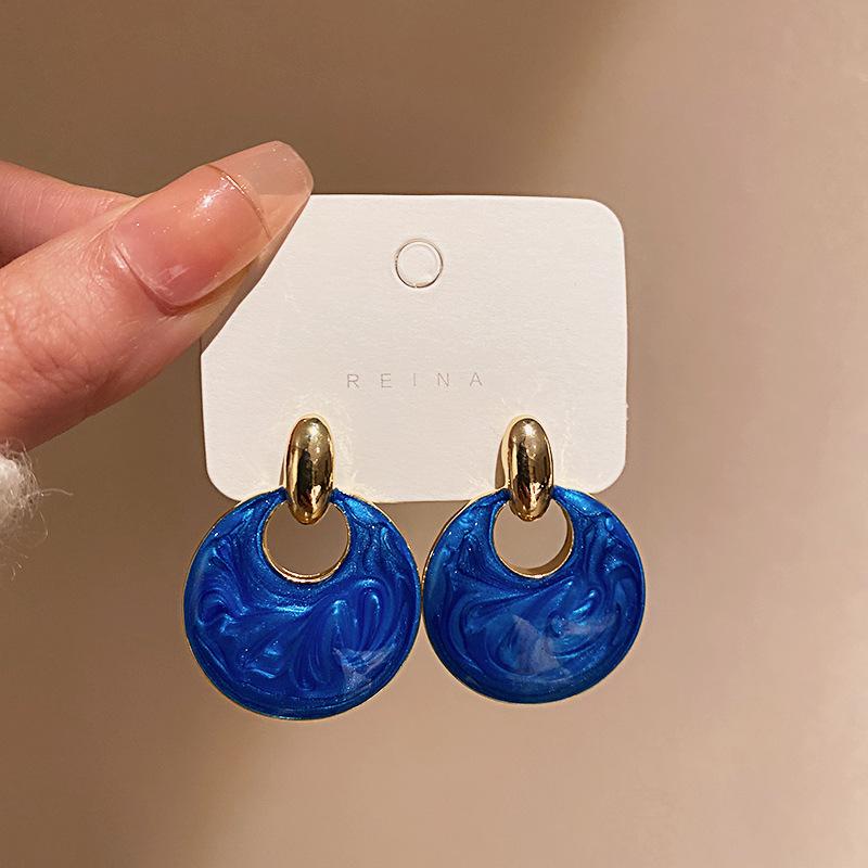 

Серебряные игольчатые синие глазурованные круглые серьги с индивидуальным стилем в стиле ретро в стиле Гонконга, женские темпераментные серьги