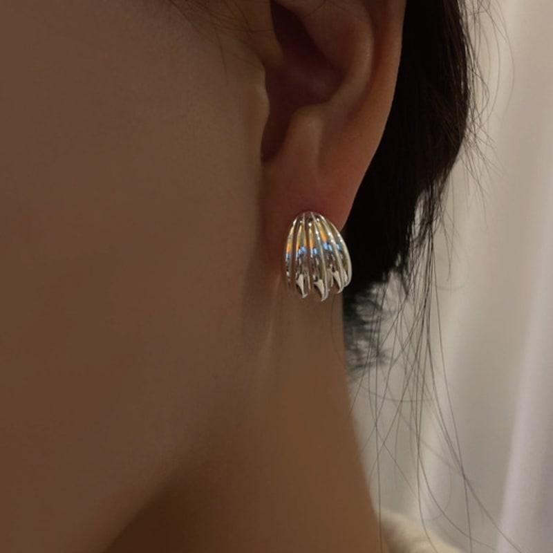 

my omelet [92.5 silver]grand shell earrings Silver