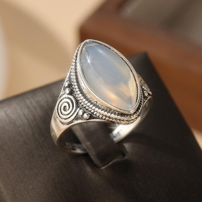 

Vintage Copper Color Inlaid Moonstone Women s Ring Geometry Carving Daily Wear Party Zircon 6