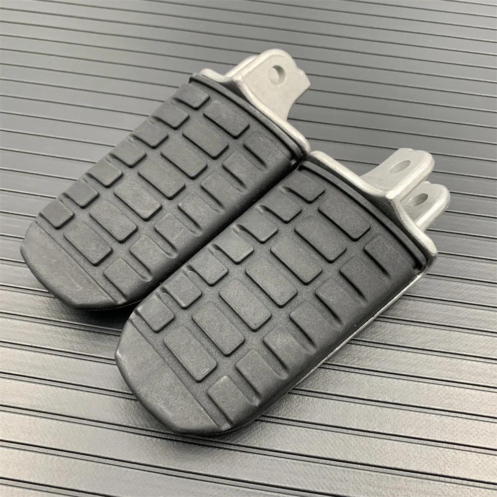 Motorcycle Front Footpeg Footrest For Honda Goldwing Gold Wing GL1800 GL 1800 2001-2017 2015 2012 Rubber Rider Peg