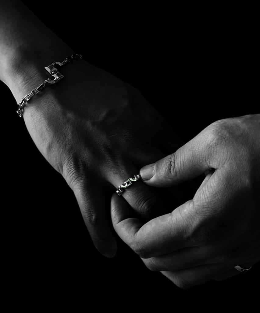 Valik [925 Silver] No. 72 Comma Plain Ring
