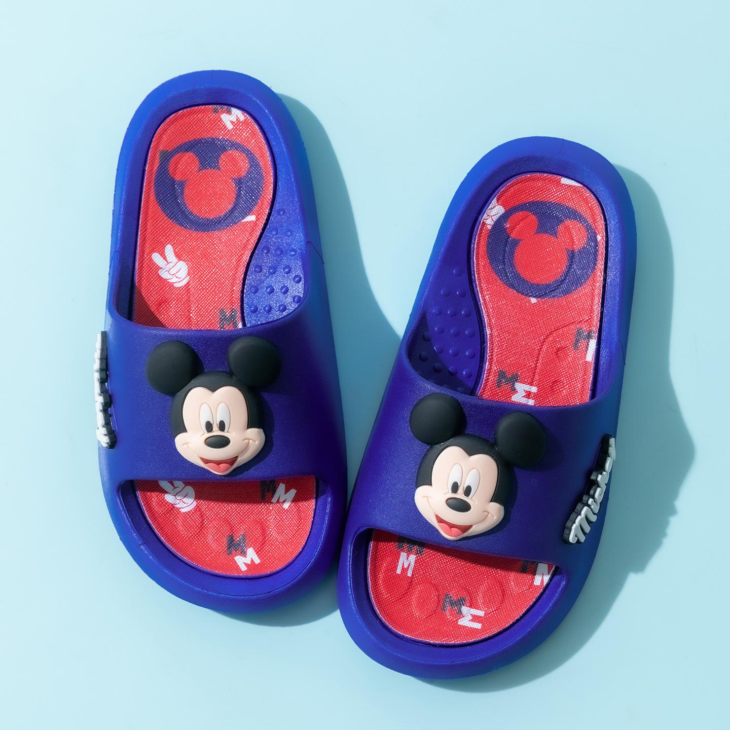Authentic Disney slippers for bathing, non-slip children s slippers, summer indoor home children s shoes, Strawberry Bear slide sandals 28-29