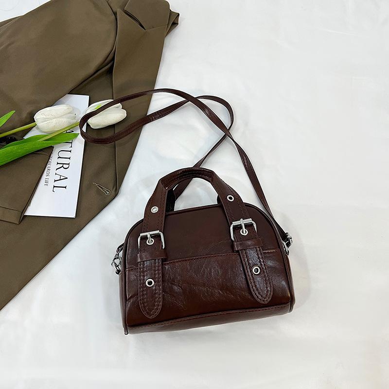 Fashion and Popular Portable Bowling Bag, Simple Shoulder Bag, Commuter Messenger Women's Bag