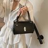 New Fashion Handbag Women's Commuter Pearl Chain Messenger Bag