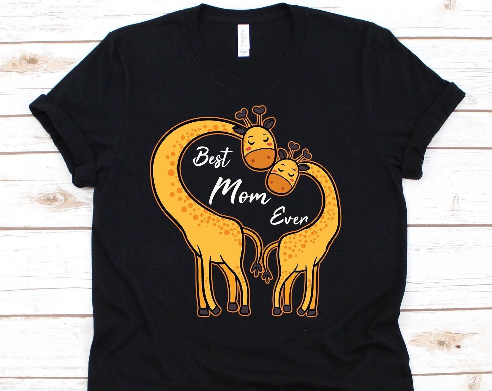 Best Mom Ever Shirt, Mothers Day, Giraffe, Giraffe Lover, Herbivore, Giraffe T-Shirt Mom, Mother, Zookeeper Gift S